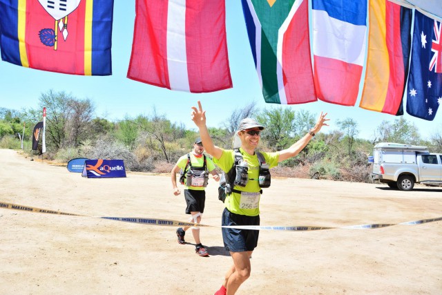 Daniel Rowland winning the Kalahari Augrabies Extreme Marathon 2013 (picture HermienWebb Photography, Facebook)